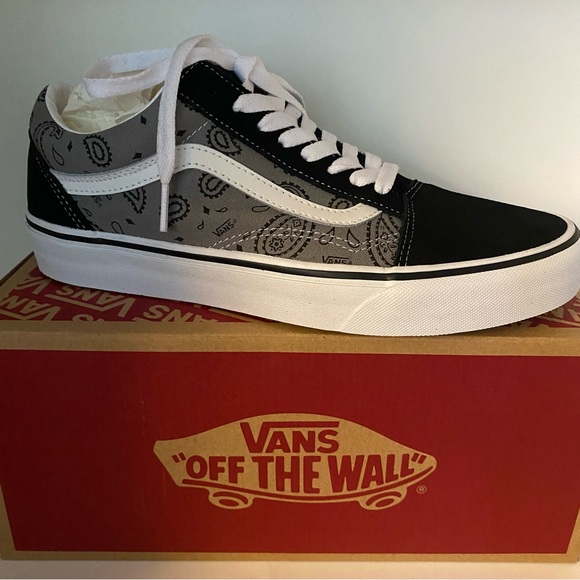 NEW VANS OLD SKOOL PAISLEY UNISEX MEN 8.5 - Picture 2 of 8